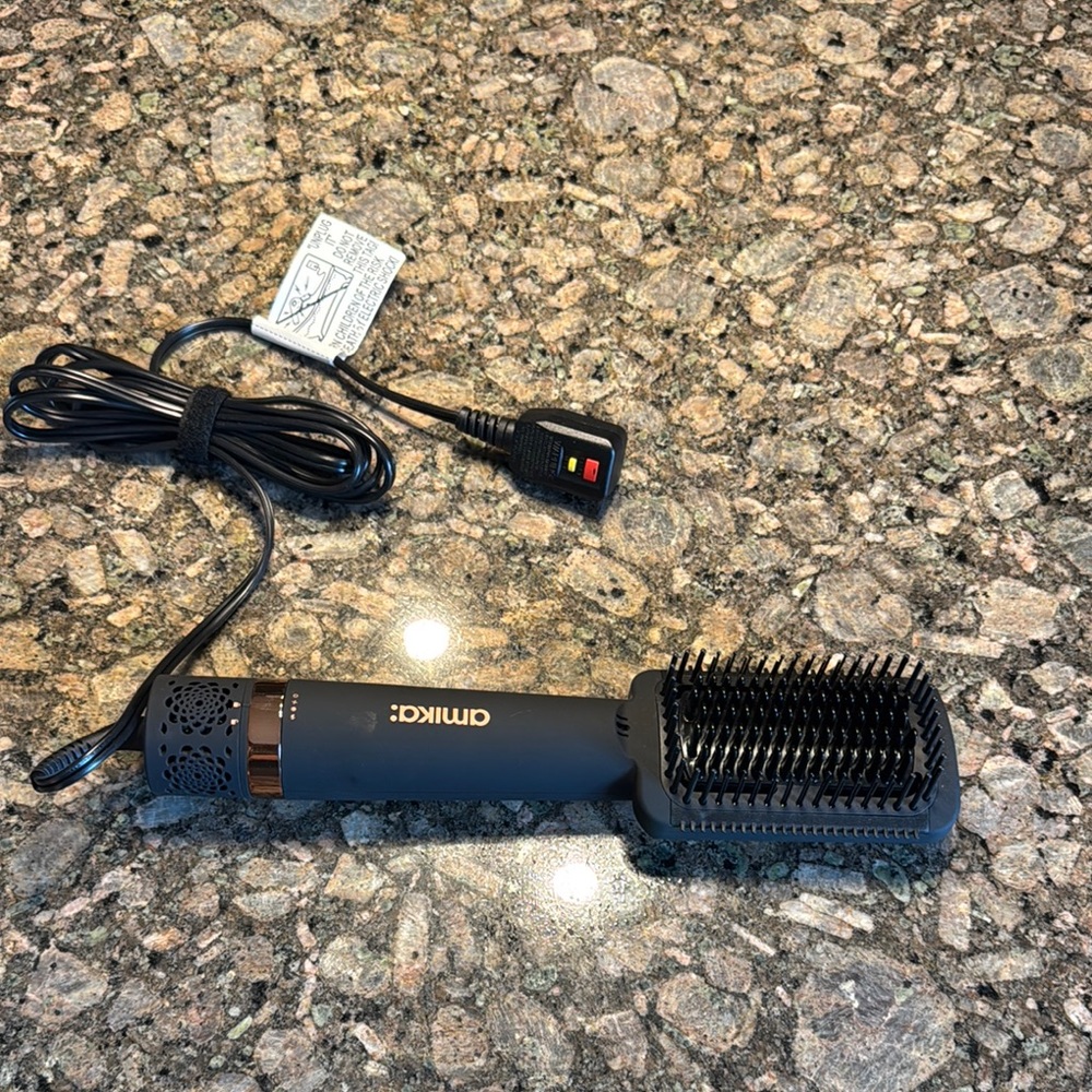Amika Black Hair Brush Straightener